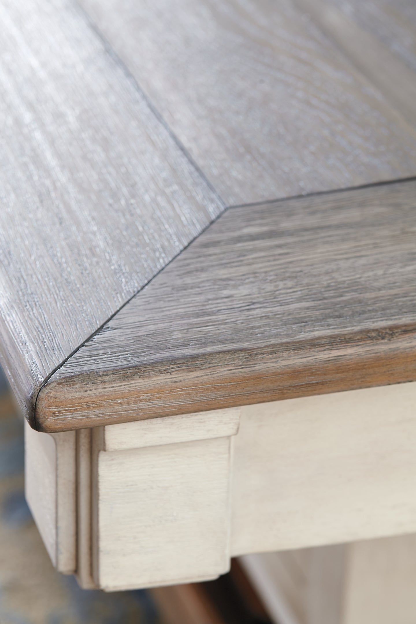 Bolanburg Counter Table