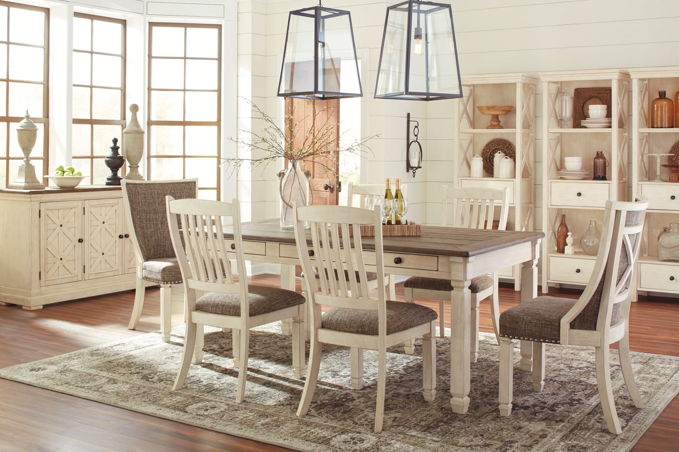 Bolanburg Upholstered Chair (Set of 2)