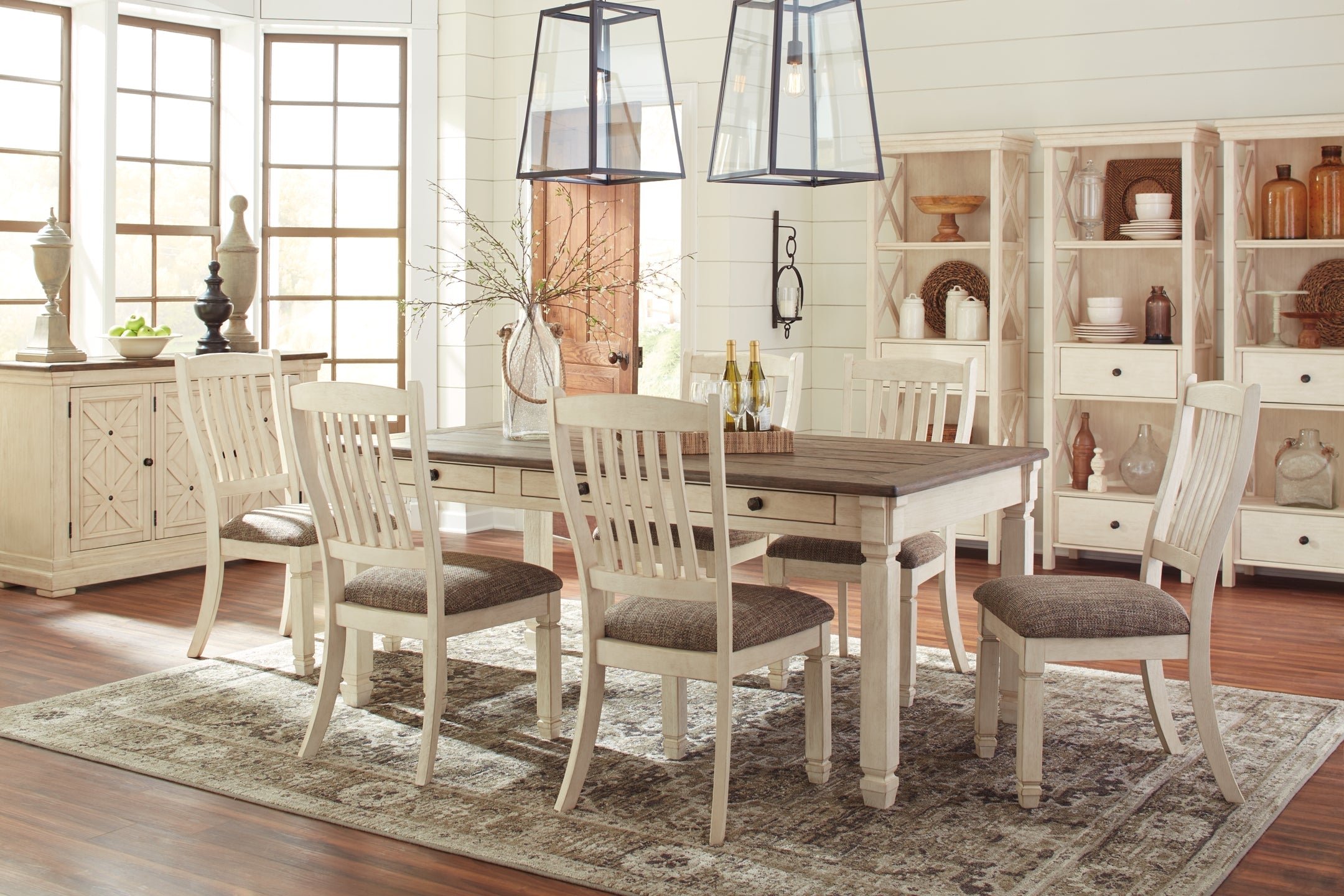 Bolanburg Table