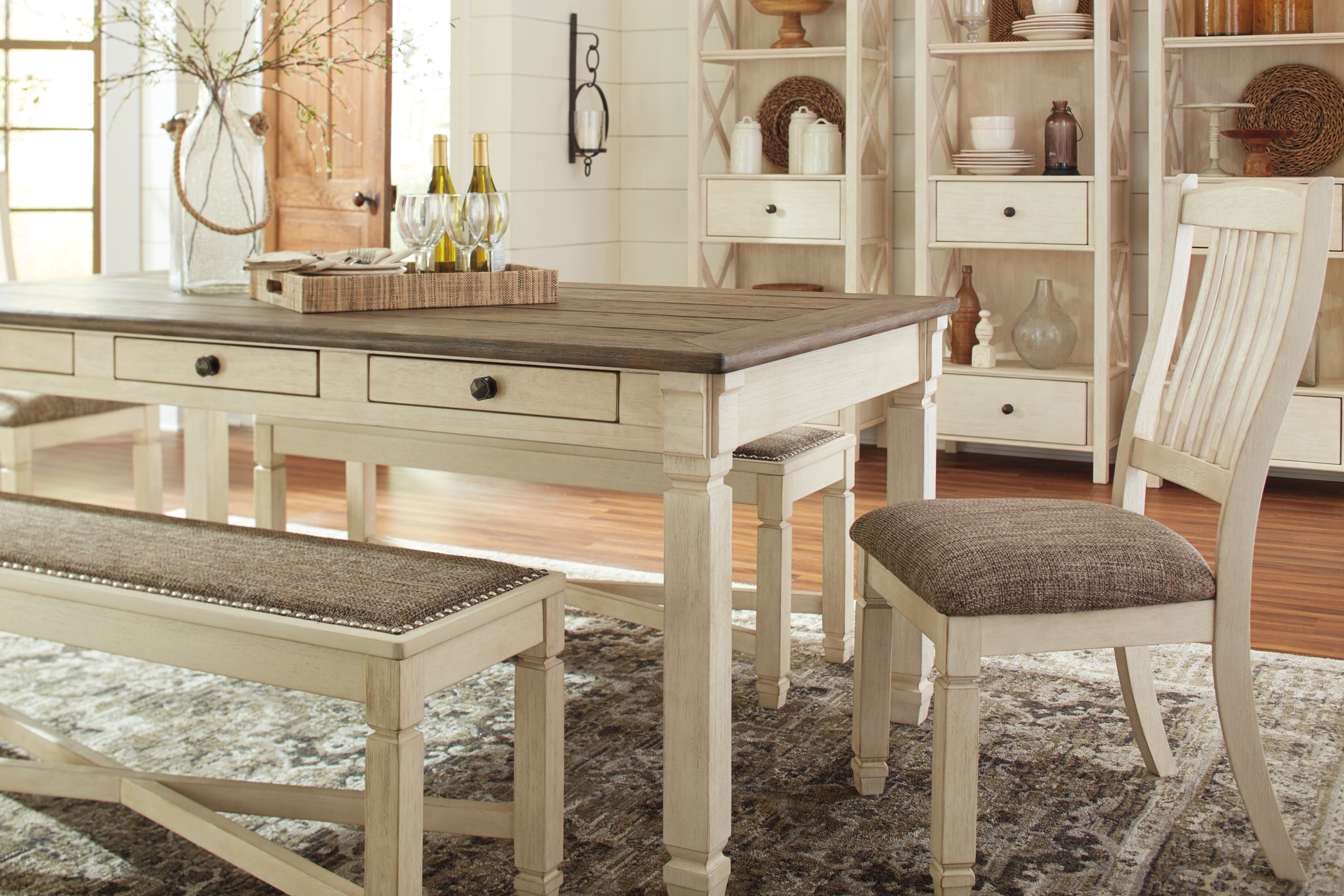 Bolanburg Table