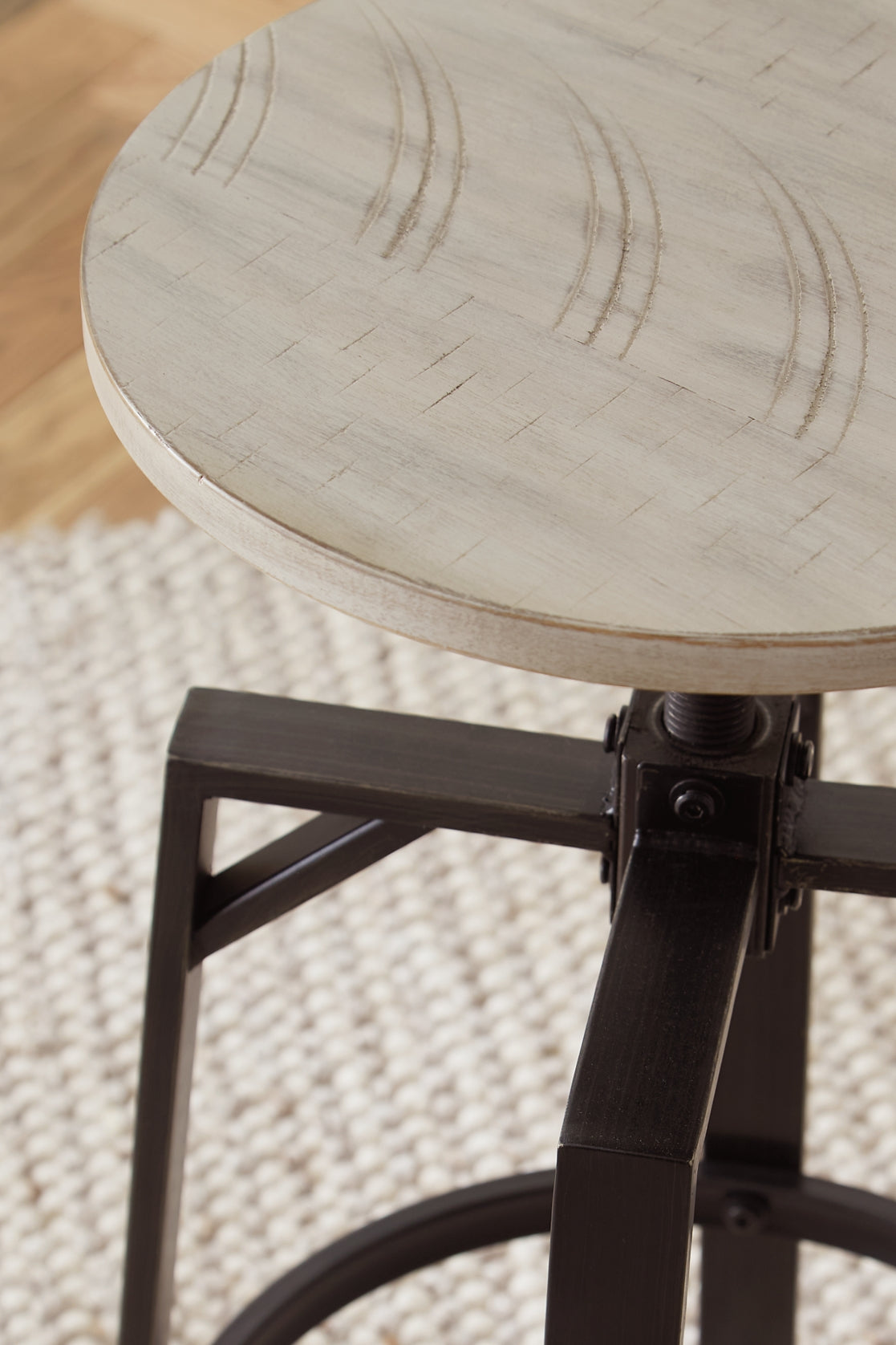 Karisslyn Swivel Stool (Set of 2)