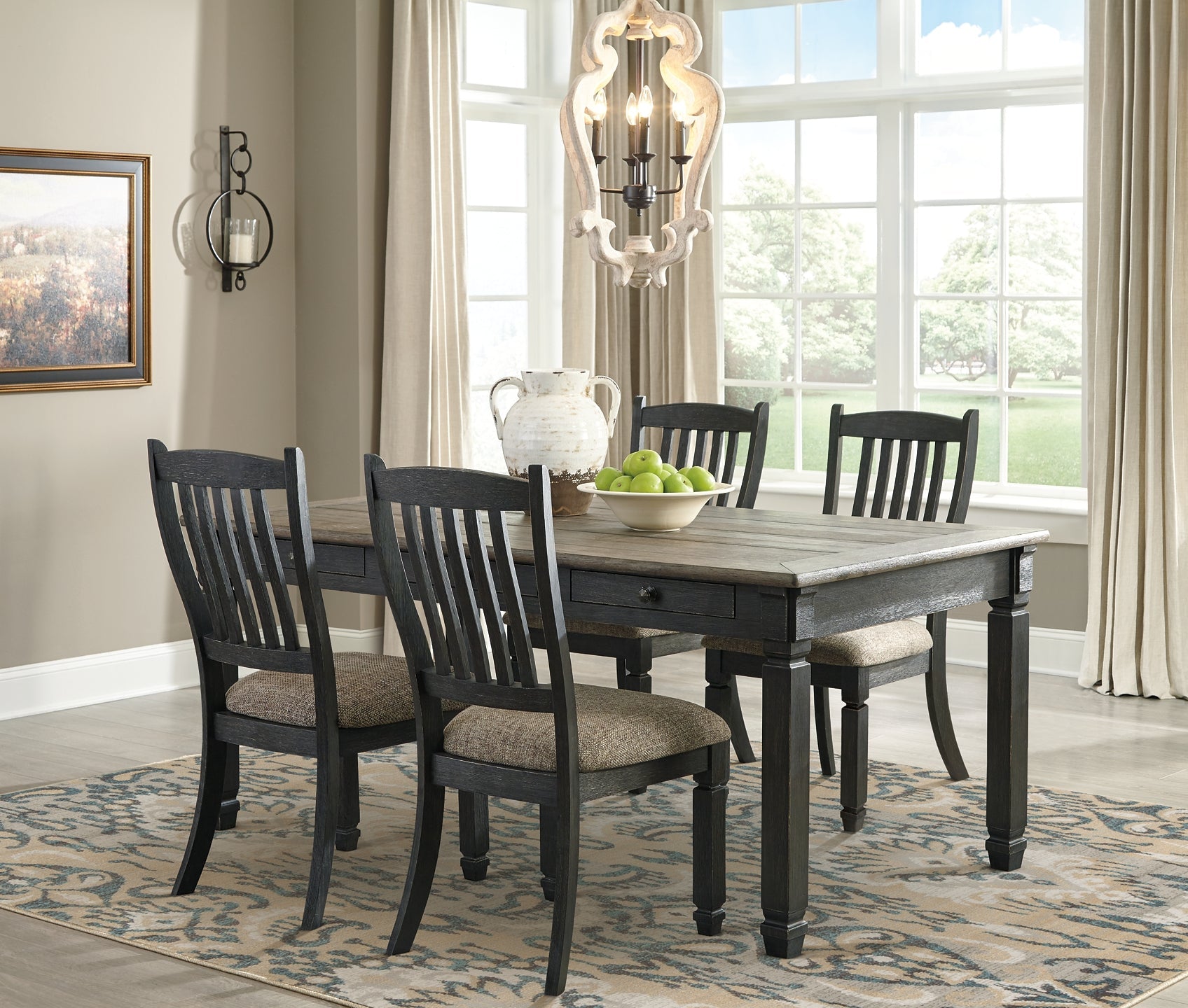 Tyler Creek 5-Pc Dining Set