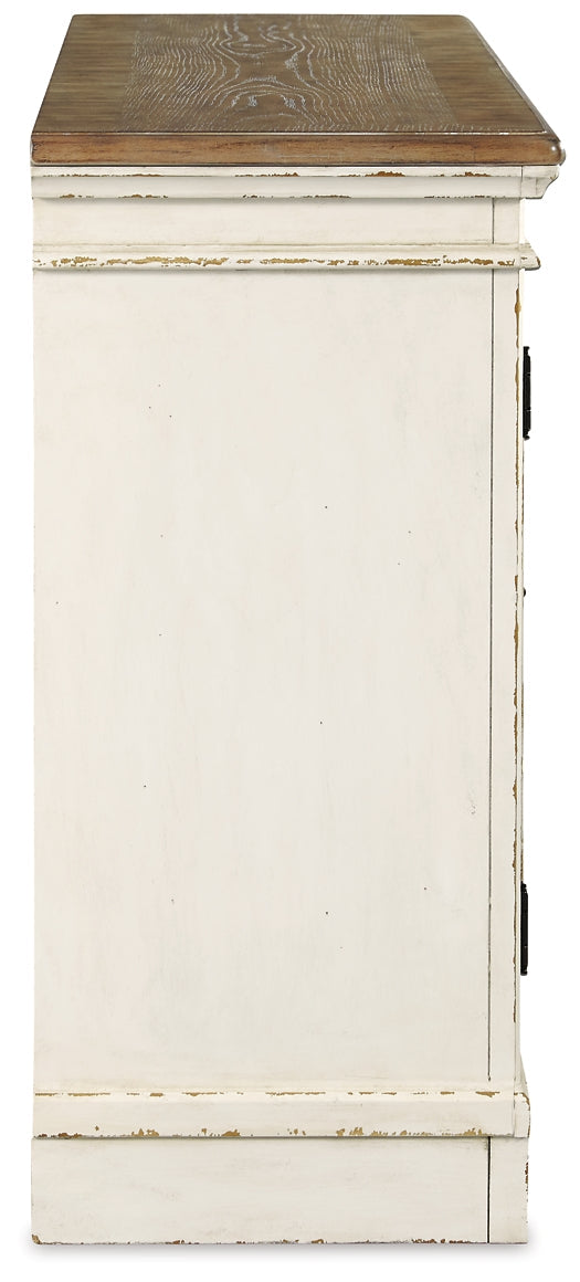 Realyn Server