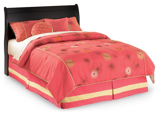 Huey Vineyard Full Sleigh Headboard Bed with Mirrored Dresser, Chest and Nightstand