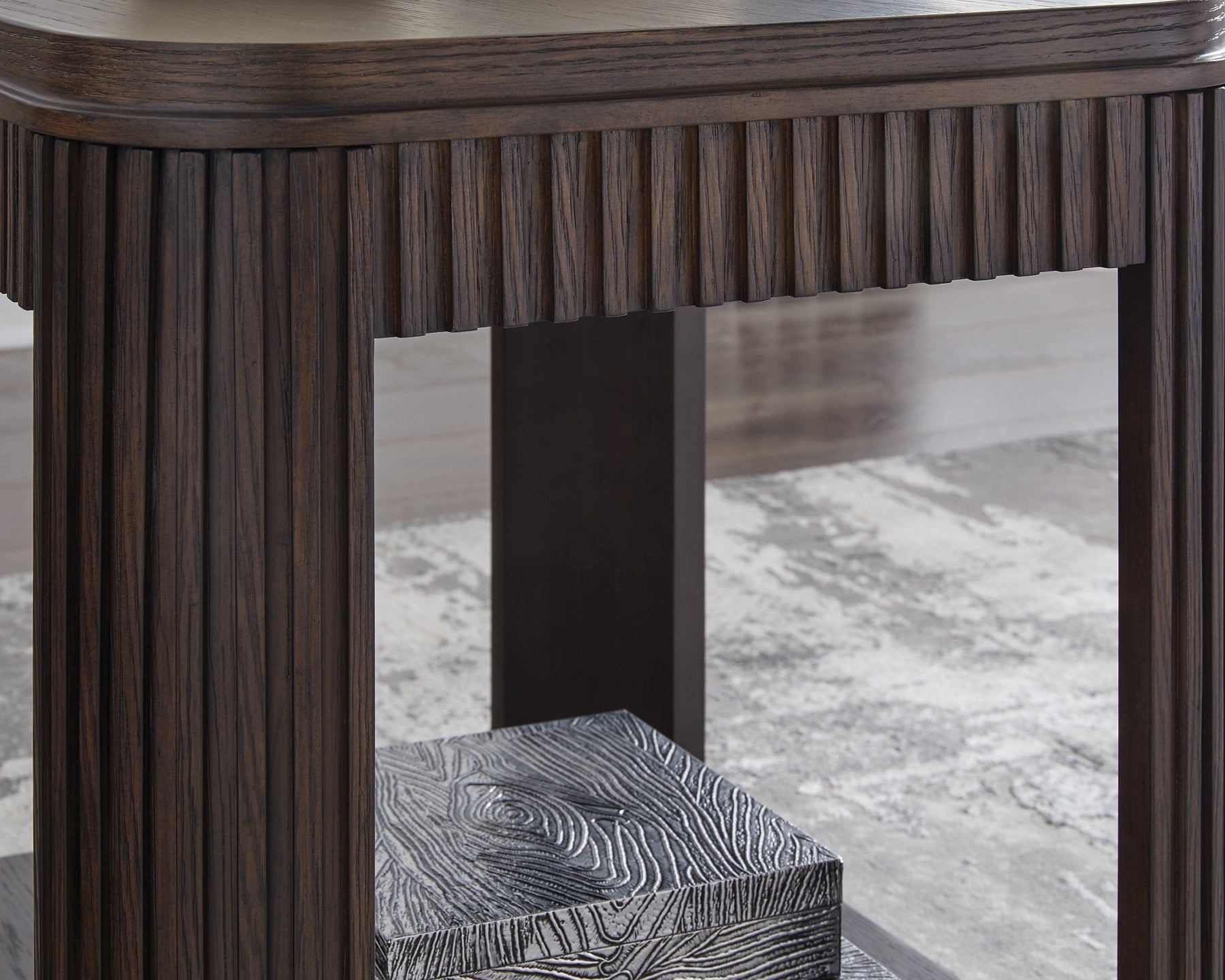 Carlibrie End Table - Warm Brown