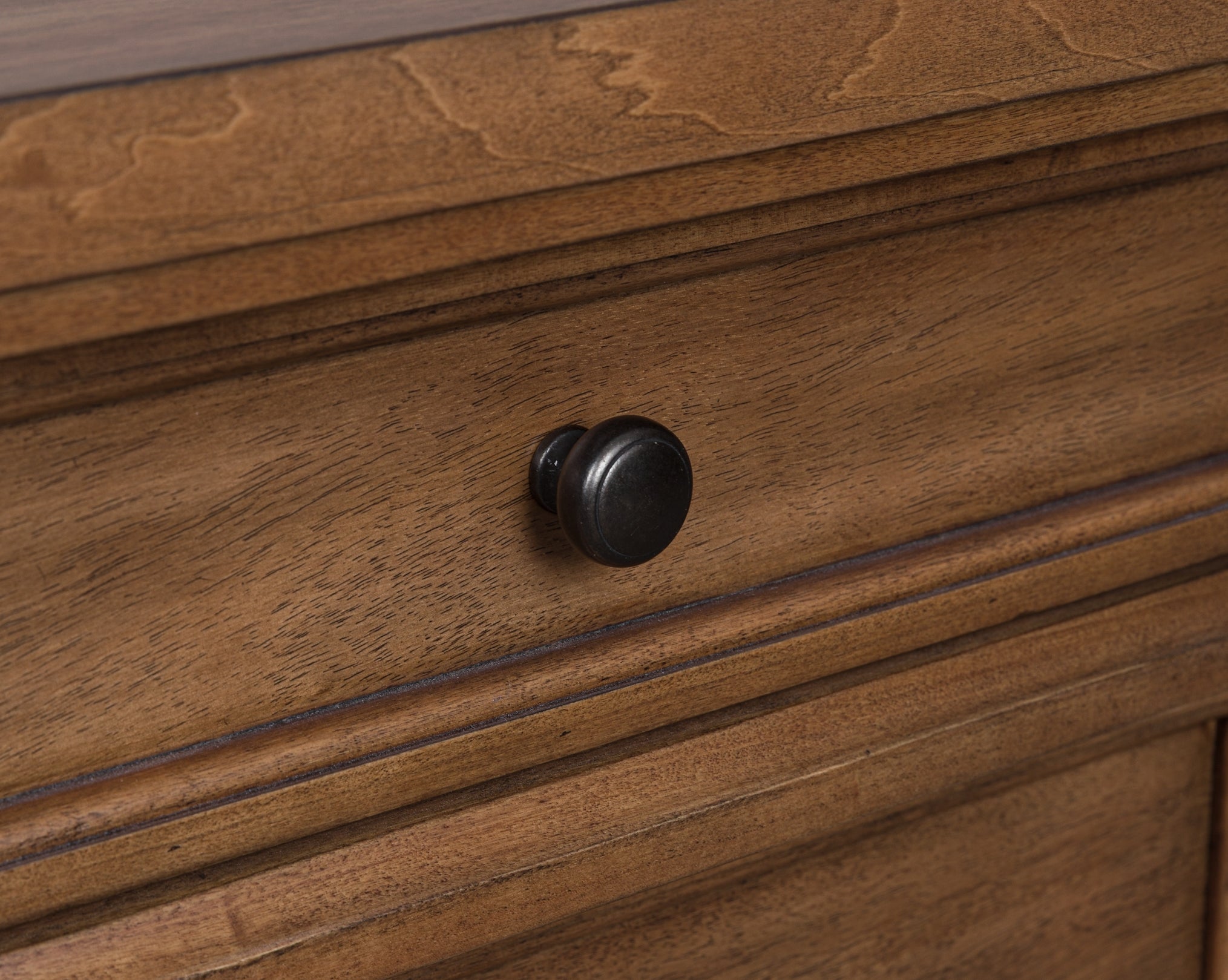 Rowlenstown Three Drawer Night Stand