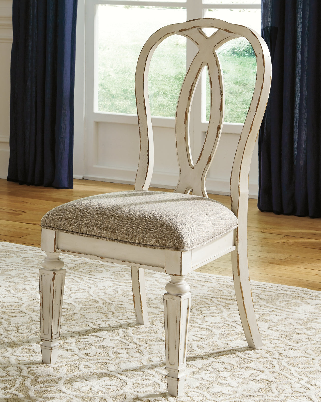 Realyn 9-Pc Dining Set