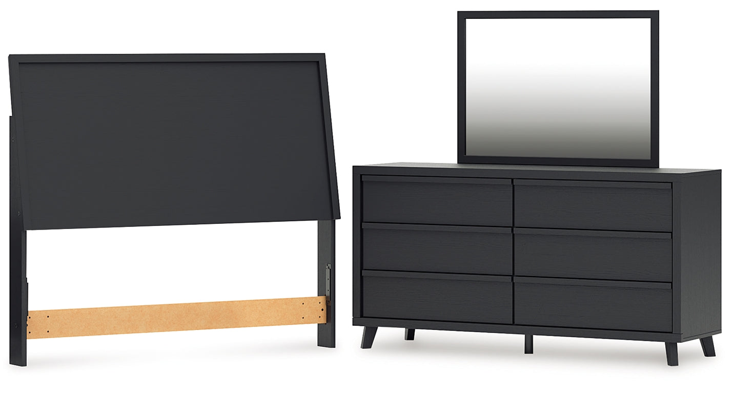 Danziar Queen Panel Headboard with Mirrored Dresser