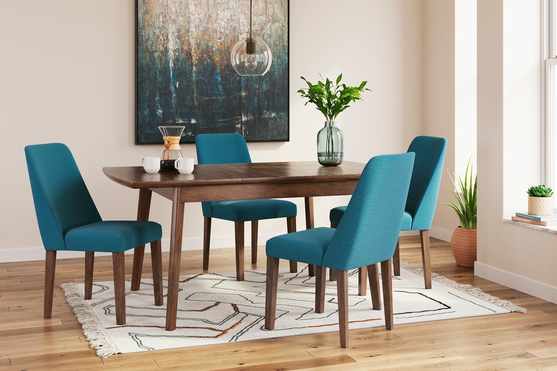 Lyncott 5-Pc Dining Set