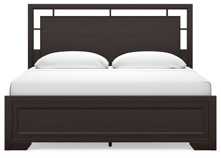 Covetown King Panel Bed with Mirrored Dresser and Chest
