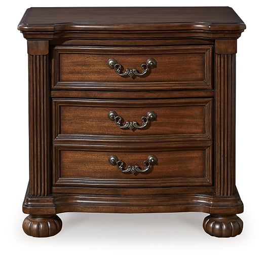 Lavinton Queen Poster Bed with Mirrored Dresser, Chest and Nightstand