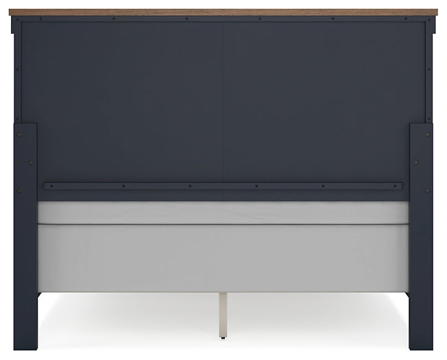 Landocken Queen Panel Headboard with Mirrored Dresser and Chest