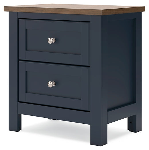 Landocken Full Panel Headboard with Mirrored Dresser and Nightstand