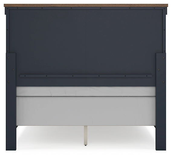 Landocken Full Panel Headboard with Mirrored Dresser and Nightstand