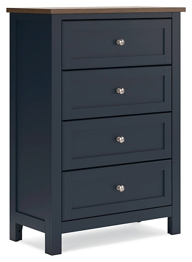 Landocken Twin Panel Headboard with Mirrored Dresser and Chest