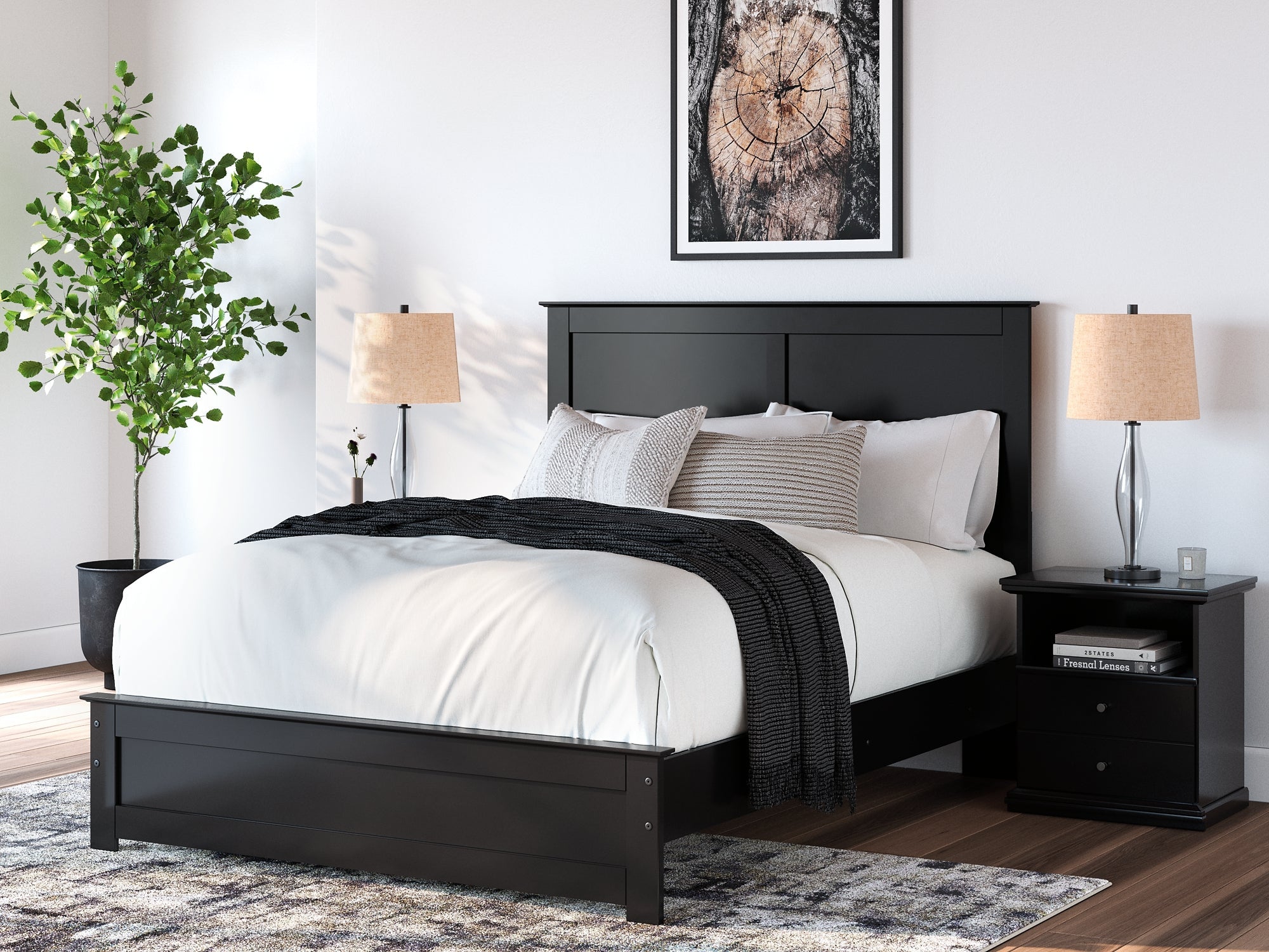 Maribel Queen Panel Bed with Mirrored Dresser and Chest