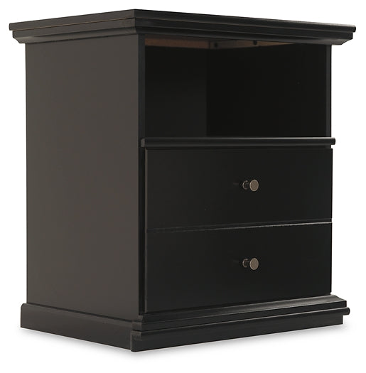 Maribel King Panel Bed with Mirrored Dresser and Nightstand