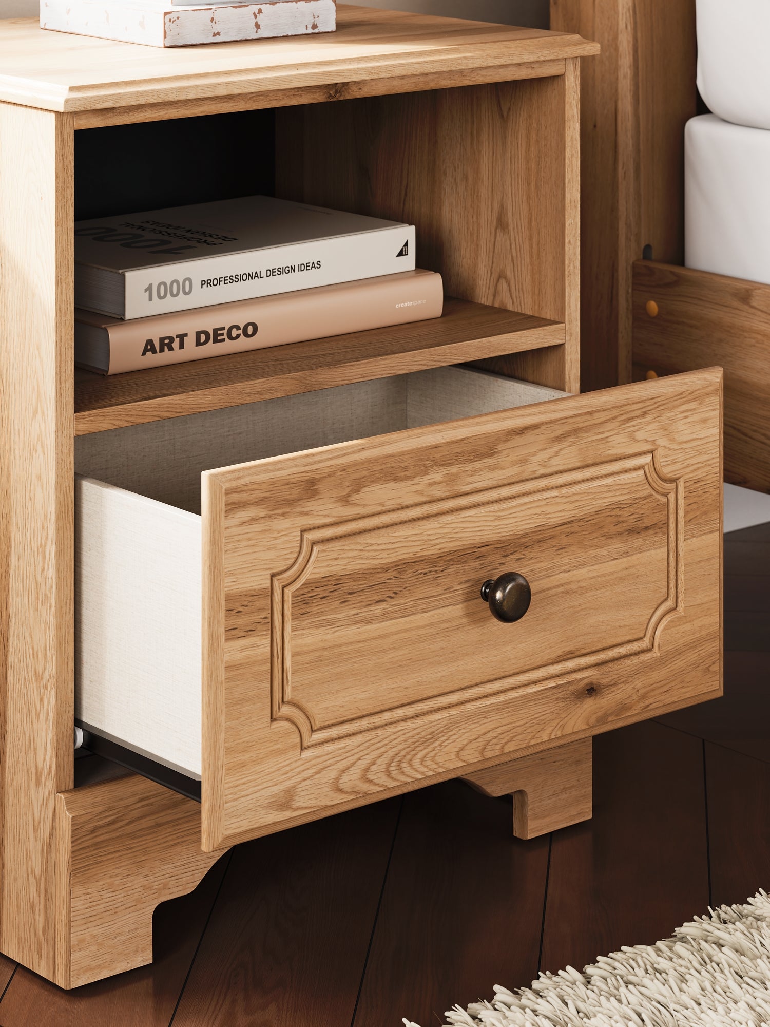 Aleaport Full Panel Bed with Mirrored Dresser and Nightstand