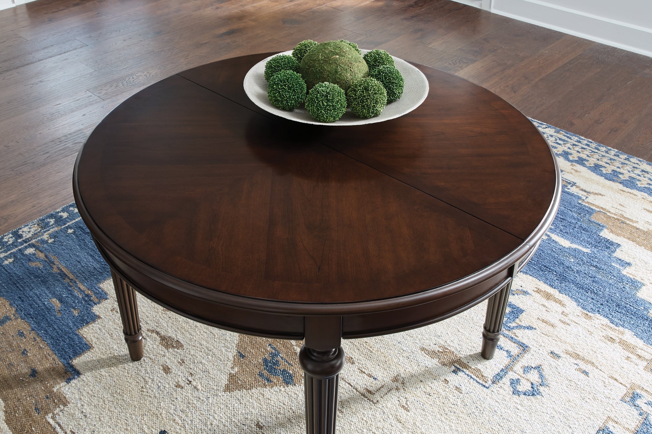 Lavinton 7-Pc Dining Set