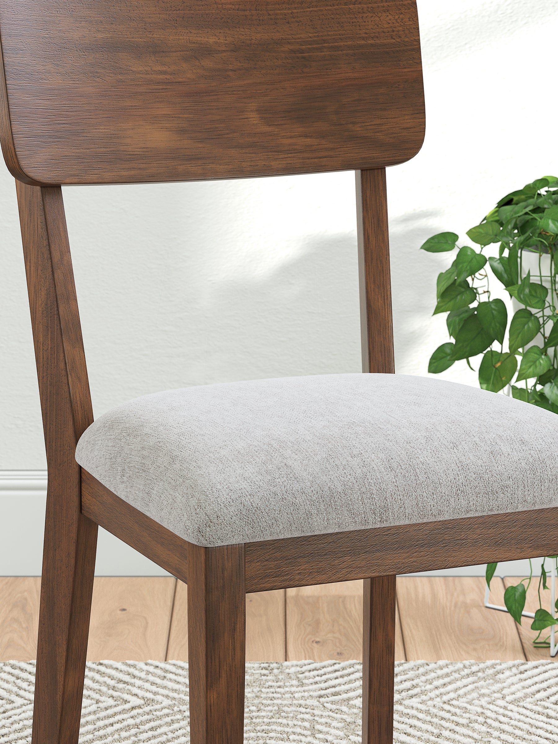 Tameride Upholstered Chair (Set of 2)