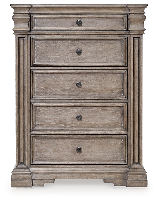 Blairhurst California King Panel Bed with Mirrored Dresser and Chest