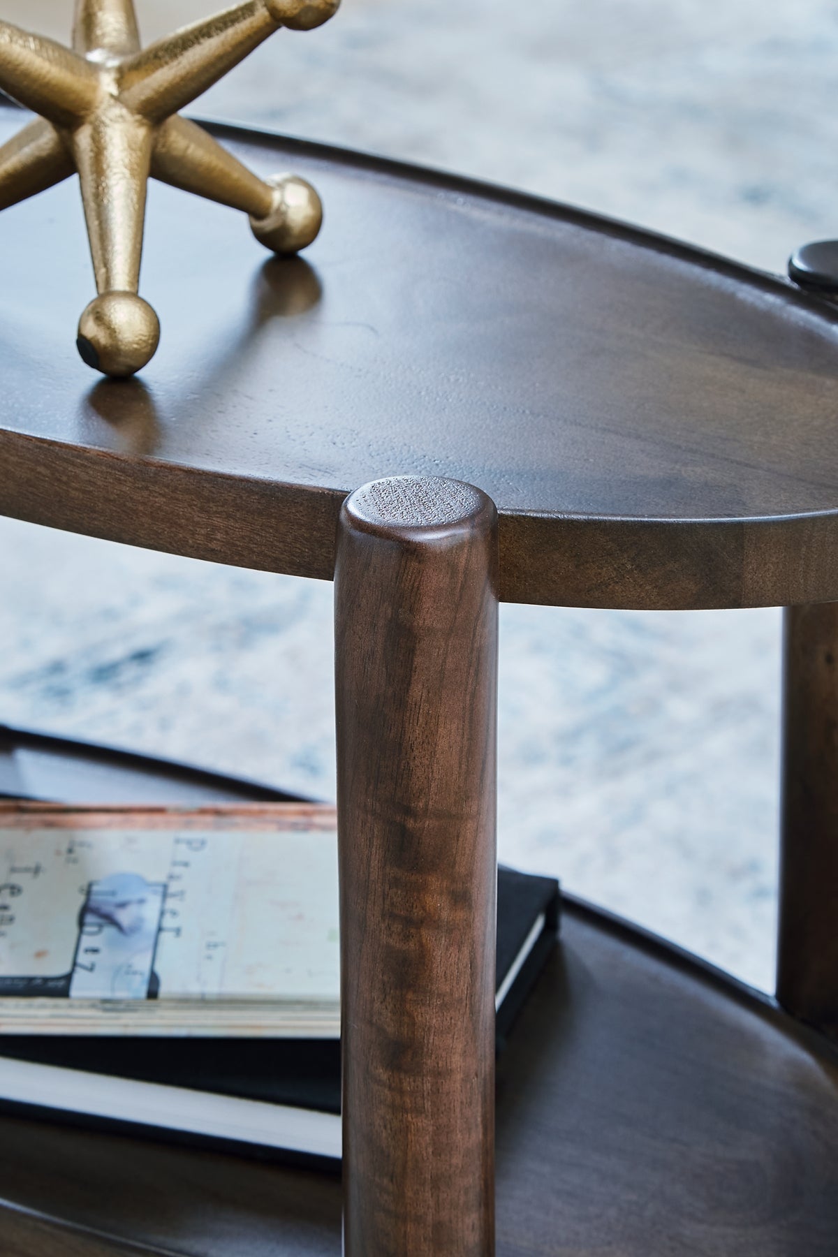 Wiattbury Accent Table - Gray Brown