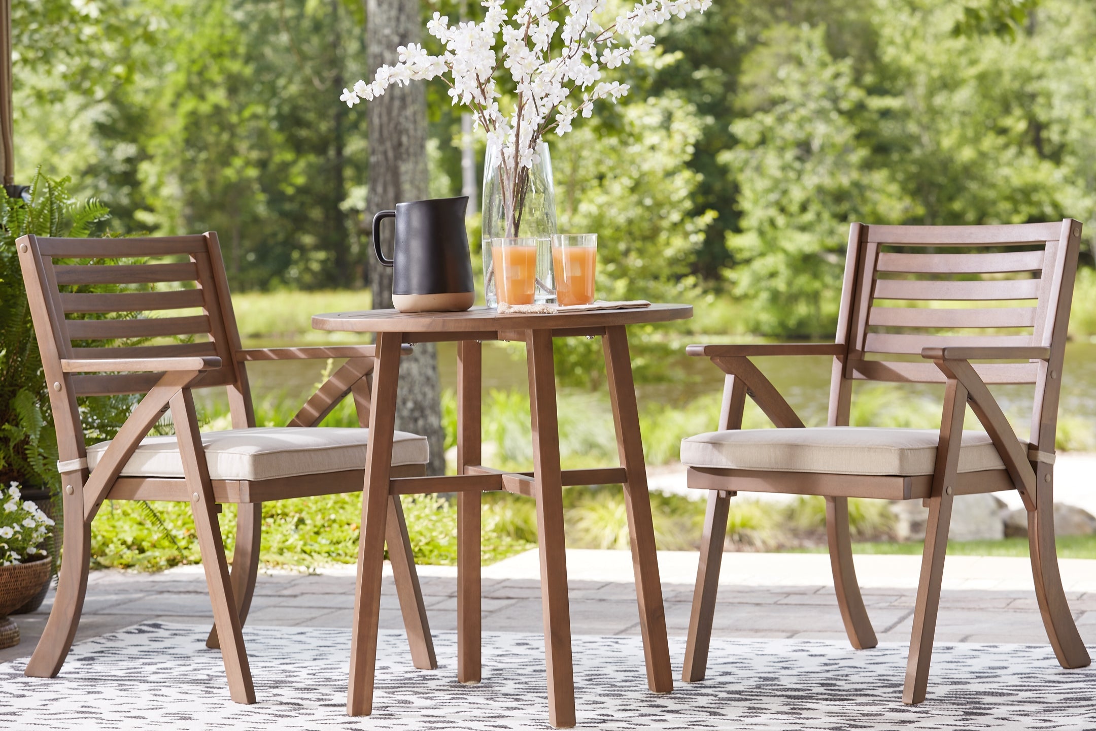 Vallerie Chairs w/CUSH/Table Set (3/CN)