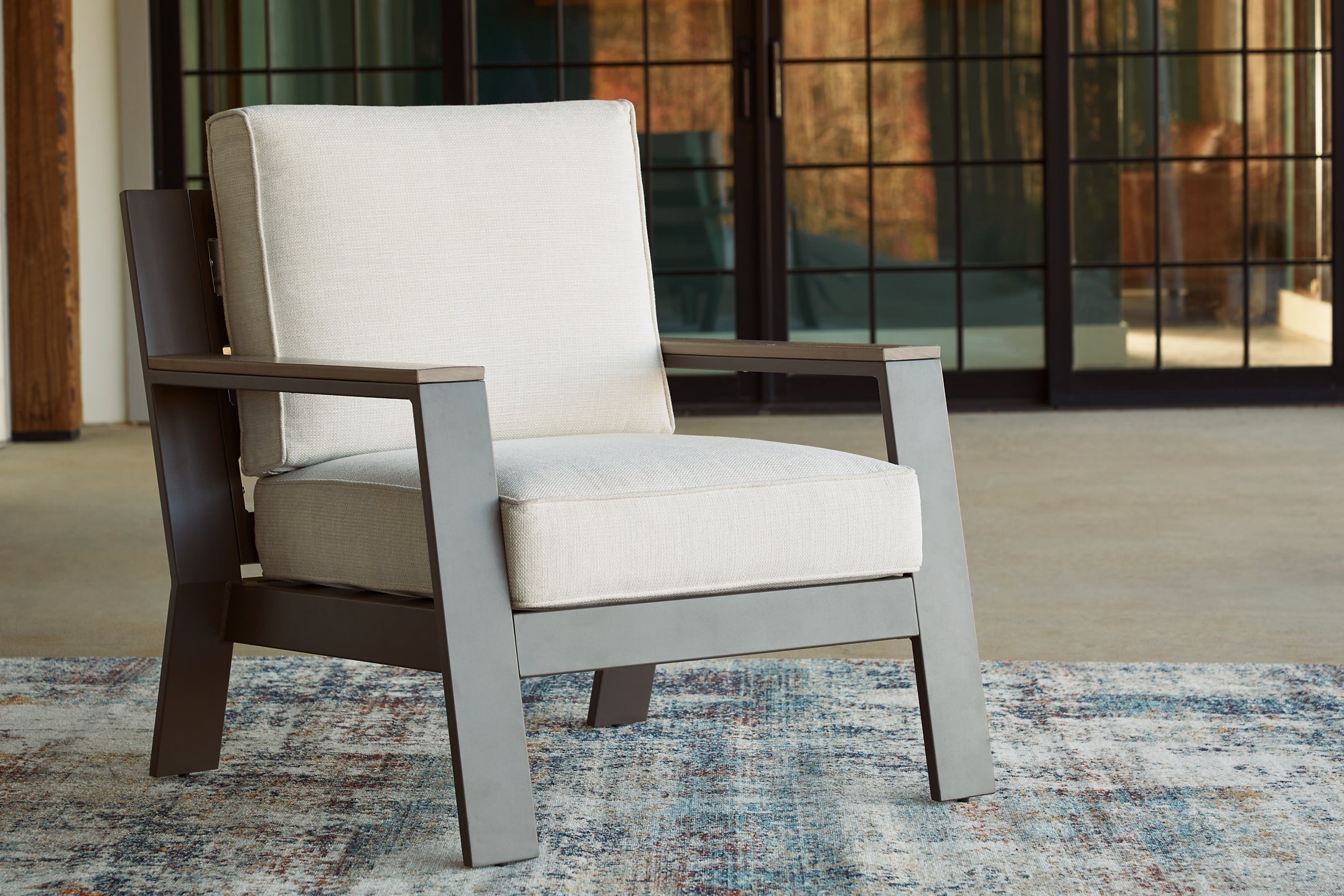 Tropicava Lounge Chair w/Cushion